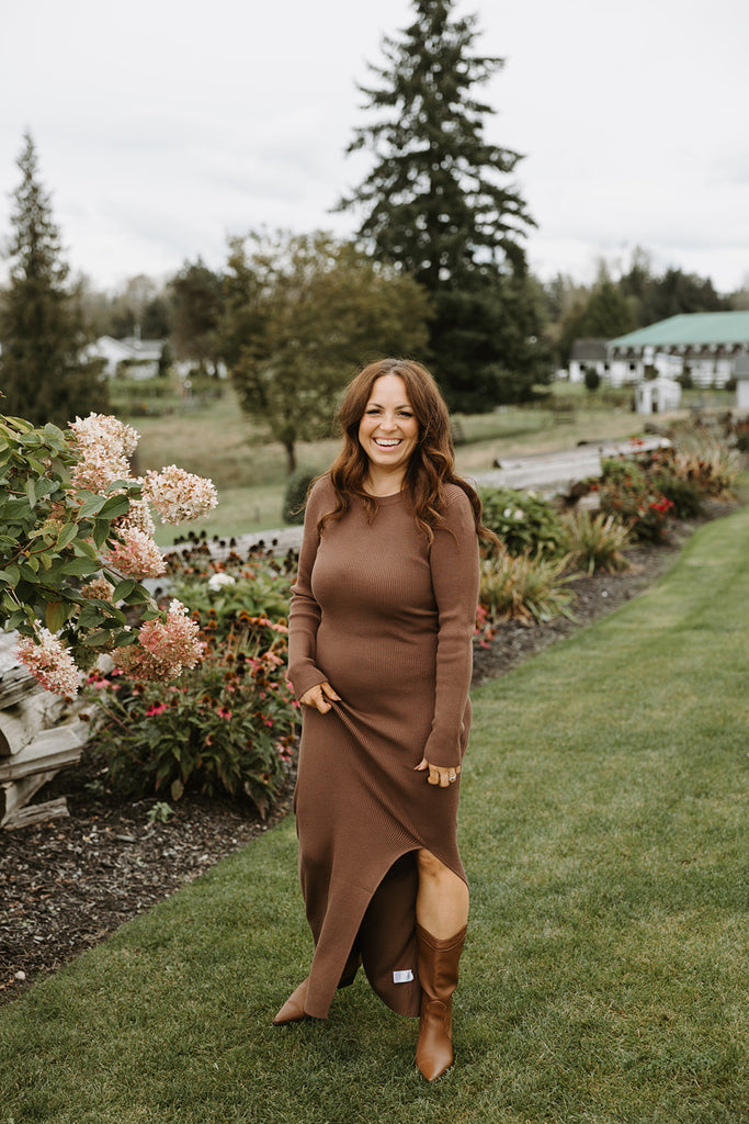 Long Sleeve Maxi Sweater Dress - Brown