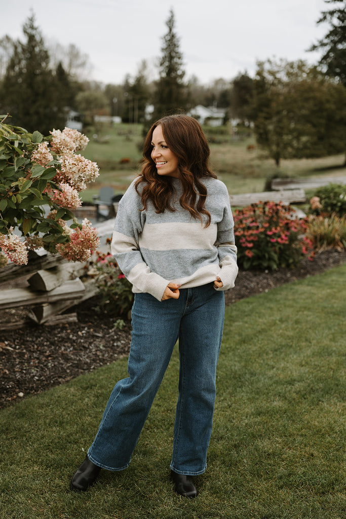 Striped Oversized Sweater - Grey