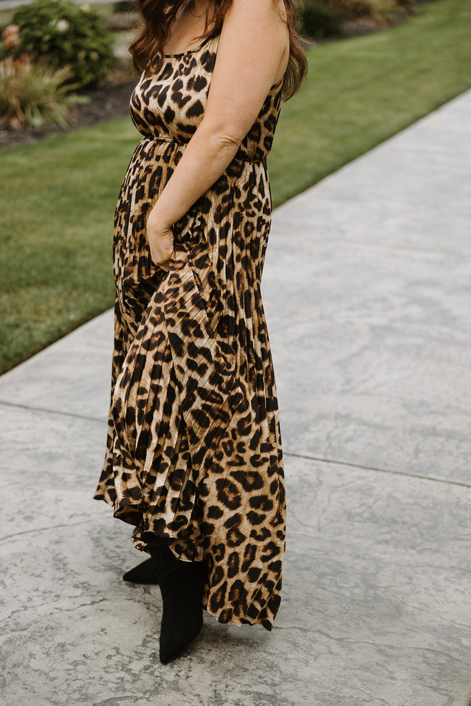 Leopard Print Pleated Dress