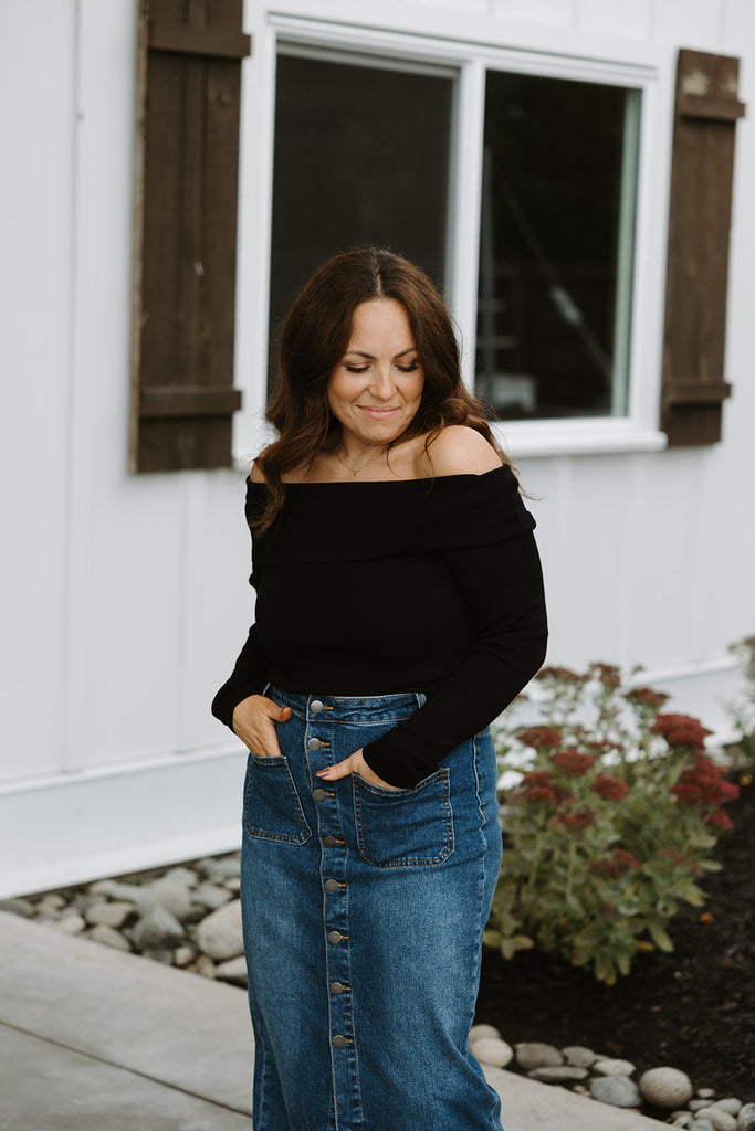 Classic Cut Off Shoulder Sweater