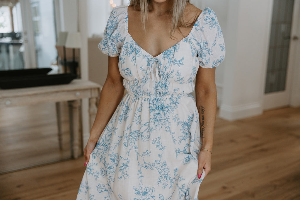 Printed Floral Blue Outline Midi