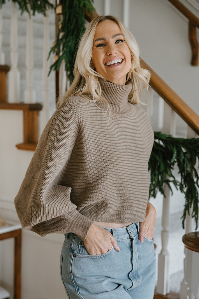 Crop Turtleneck - Mocha