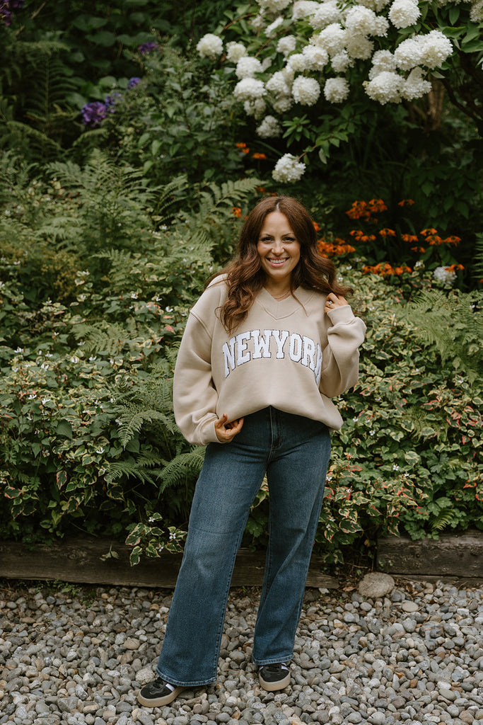 New York Sweatshirt - Latte