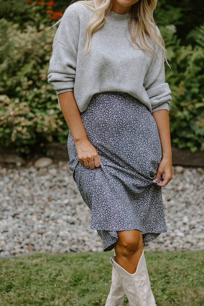 Cropped Super Soft Sweater - Grey