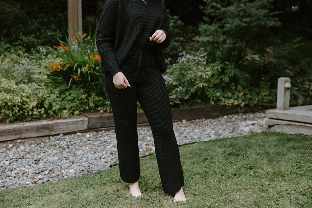 Waffle Textured Sweater & Pant Set - Black