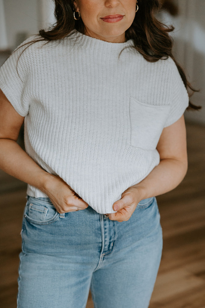 Short Sleeve Sweater Top - White